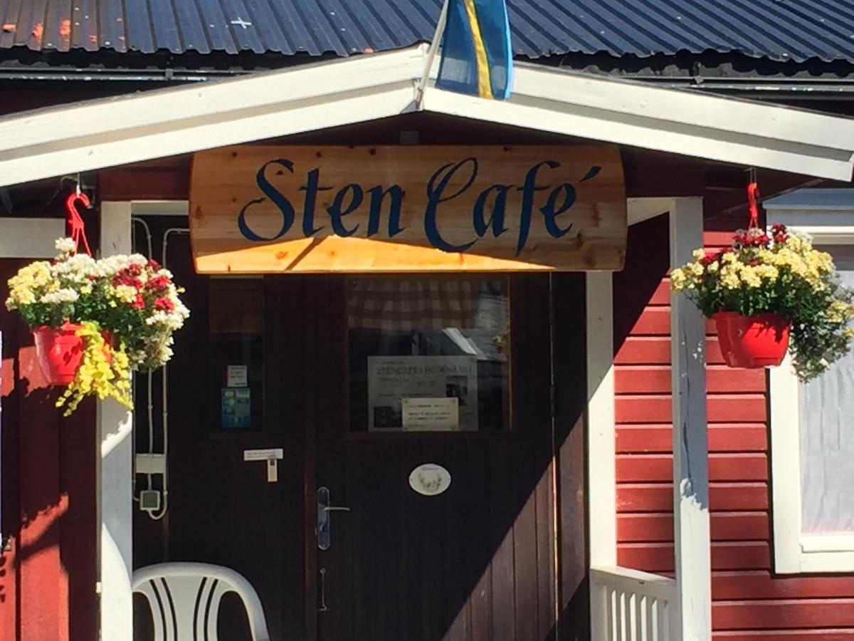 Stuga vid Hedenäsets stencafé Extérieur photo