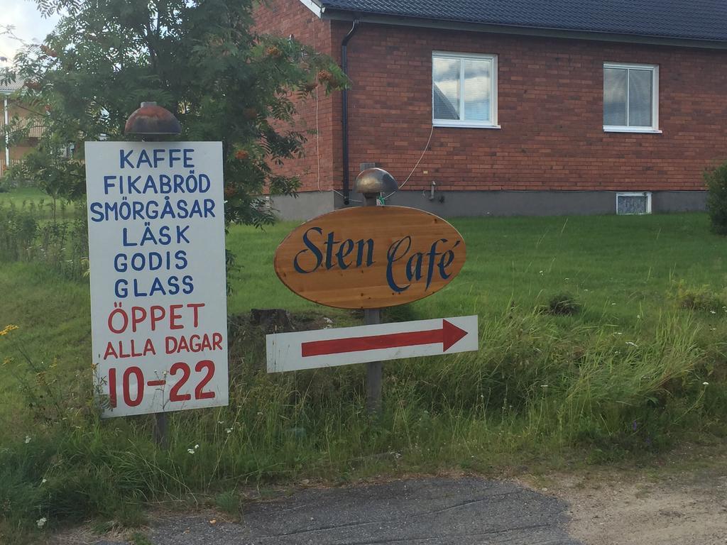 Stuga vid Hedenäsets stencafé Extérieur photo